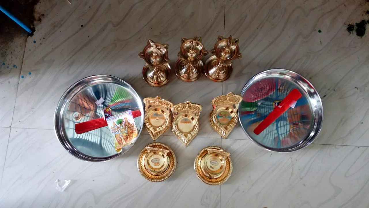 Intimidation of person donated gifts to the temple